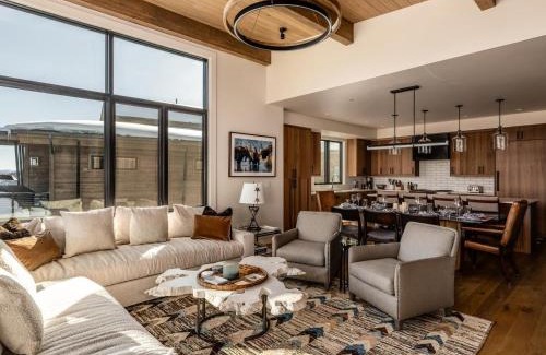 Big Sky House | 7 Deep Forest home
