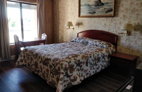 Corning Hotel | 7 Inn