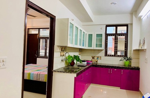 Varanasi Apartment | 7 Kiwi's Luxury Stay