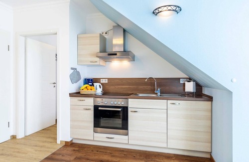 Pepelow Apartment | (7) Lisa, 2-room apartment, loggia, upper floor - Ostseeferienhaus Drachenflieger Pepelow OFC