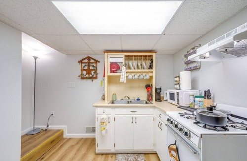 Sophia House | 7 Mi to Beckley: Townhome Near Hiking & Fishing