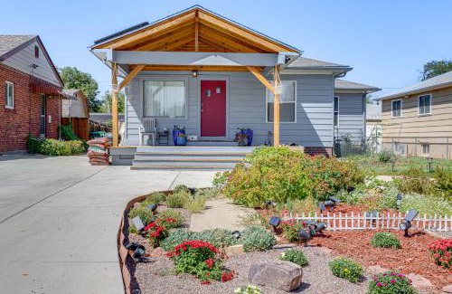 Delmar Parkway House | 7 Mi to Denver Inviting Aurora Home with Yard!