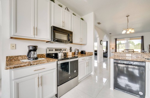 Crystal Cove House | 7 Mi to Disney: Family Home w/Resort Perks
