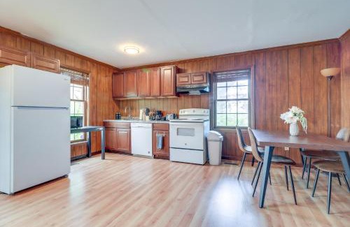 Bedford Apartment | 7 Mi to Downtown Toledo Cozy Apartment