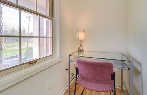 Bedford Apartment | 7 Mi to Downtown Toledo & Riverfront: Cozy Apt!