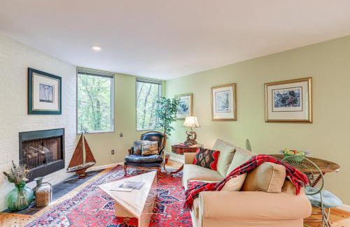 Asheville House | 7 Mi to Dtwn Asheville Carriage House with Deck