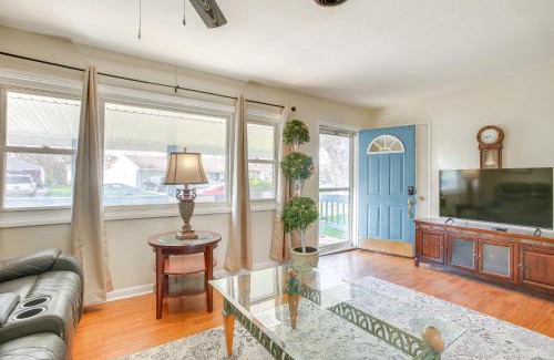 Kettering House | 7 Mi to Dtwn Dayton Home in Kettering with Yard