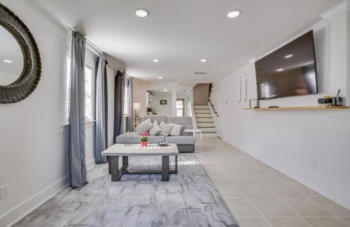 West End House | 7 Mi to French Quarter Modern Home in New Orleans