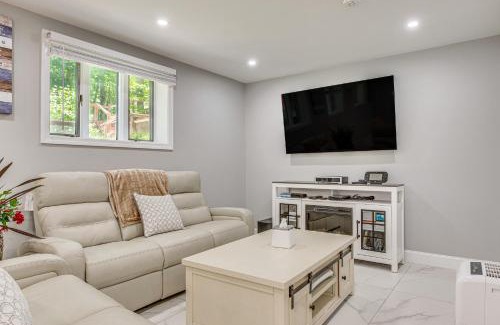 Barrington House | 7 Mi to Hiking Waterfront Long Pond Gem!