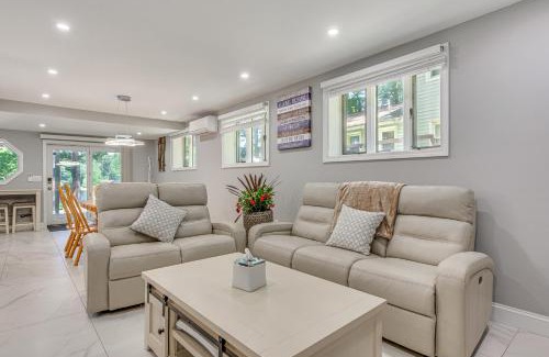 Barrington House | 7 Mi to Hiking Waterfront Long Pond Gem!