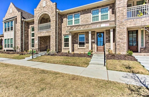 Frisco House | 7 Mi to Lewisville Lake Family Townhome in Frisco