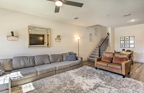 Frisco House | 7 Mi to Lewisville Lake Family Townhome in Frisco