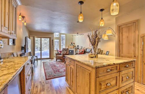 Bridgepoint House | 7 Mi to Ski Waterfront Townhome in Frisco!
