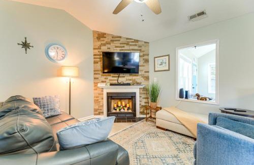 Hubert House | 7 Mi to Swansboro Boardwalk Hubert Rental with Yard