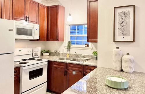 Mid-City House | 7+ Midcity Dream Home - Central, at Best NOLA Eats & Shops