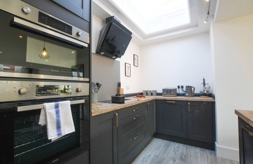 Leiston Cottage | 7 OLD GRAMMAR SCHOOL, LEISTON, pet friendly, with a garden in Leiston