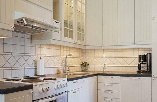 Kampersvik House | 7 person holiday home in Fjällbacka