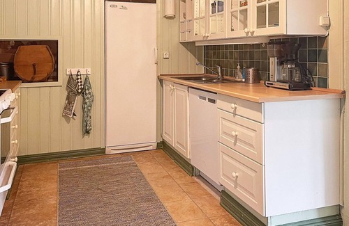 Bjallum House | 7 person holiday home in AXVALL