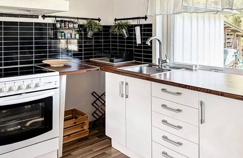 Hestra House | 7 person holiday home in Hestra