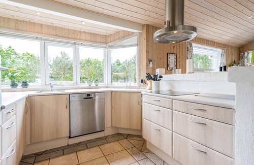 Henne House | 7 person holiday home in Henne