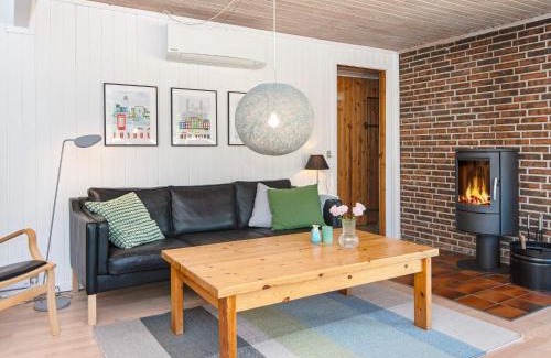Grenaa House | 7 person holiday home in Grenaa