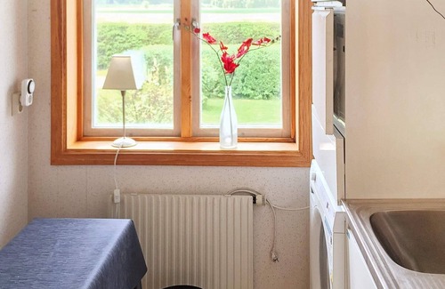 Vara Municipality House | 7 person holiday home in VARA-By Traum