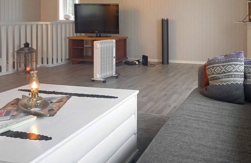 Utskarpen House | 7 person holiday home in Melfjordbotn