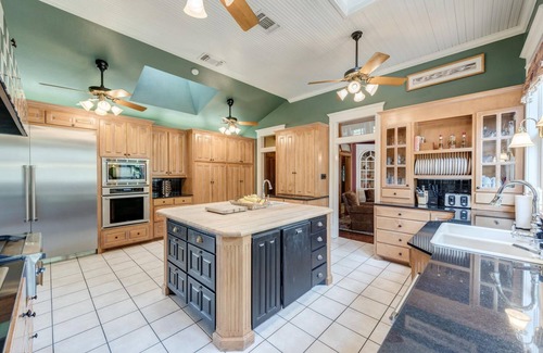 Fort Worth House | 70 Acre Farm Retreat in North Fort Worth - Sanders Hitch