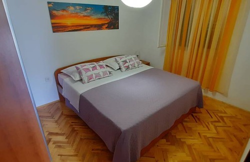 Primosten Burnji Apartment | 70 m² Apartment ∙ 3 bedrooms ∙ 6 guests