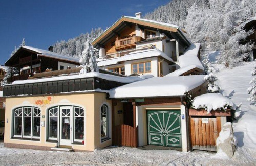 Konigsleiten Apartment | 70 m² Apartment ∙ 3 bedrooms ∙ 8 guests