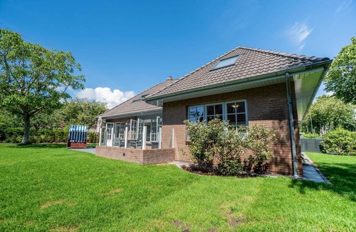 Wyk auf Foehr Apartment | 70 m² Apartment ∙ 2 bedrooms ∙ 4 guests