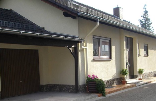 Esthal Apartment | 70 m² Apartment ∙ 2 bedrooms ∙ 3 guests