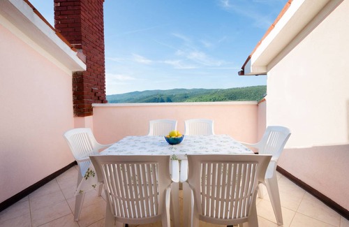 Rabac Apartment | 70 m² Apartment ∙ 3 bedrooms ∙ 6 guests