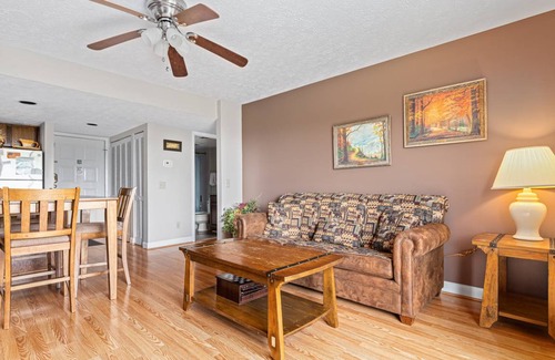 Gatlinburg - Pigeon Forge Condo | 70 m² Condo ∙ 2 bedrooms ∙ 6 guests