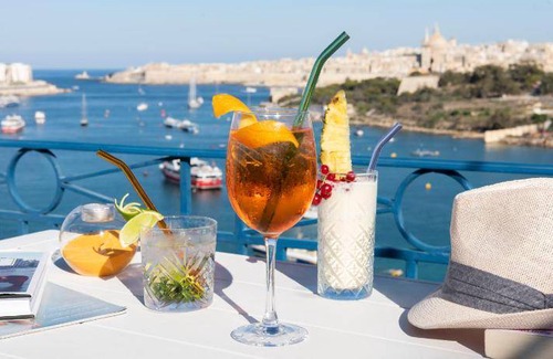 Gzira Hotel | 70 m² Hotel ∙ 127 guests