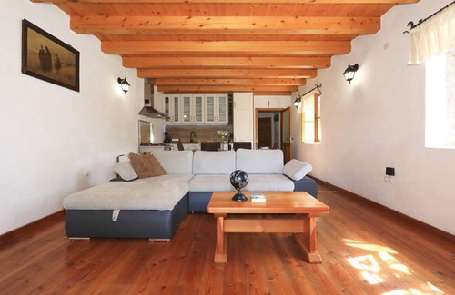 Sukosan House | 70 m² House ∙ 2 bedrooms ∙ 5 guests