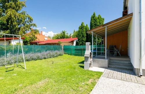 Balatonboglar House | 70 m² House ∙ 3 bedrooms ∙ 5 guests