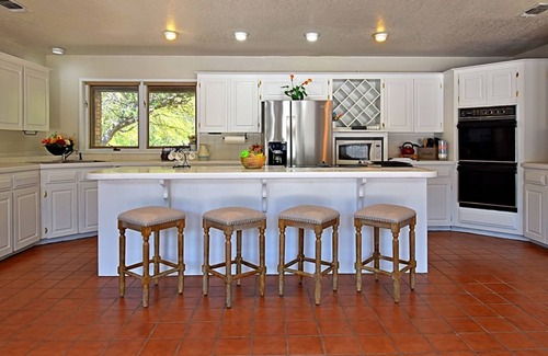 Copperas Cove House | 7000 sqft house on 5 acre with pool and indoor basketball/Raquetball court