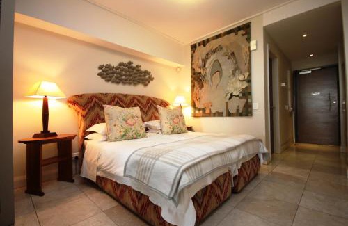 Victoria and Alfred Waterfront Apartment | 702 Canal Quays