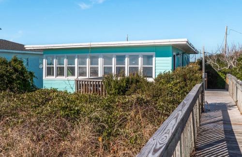 Topsail Beach House | 703 By The Sea