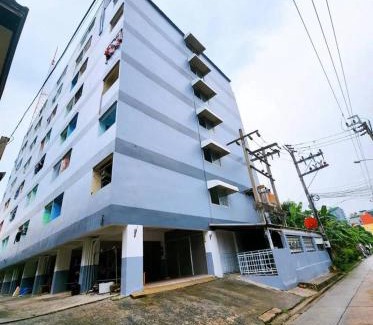 Lat Yao Apartment | 703-STP Homely room Free Wi-Fi and Near BTS line