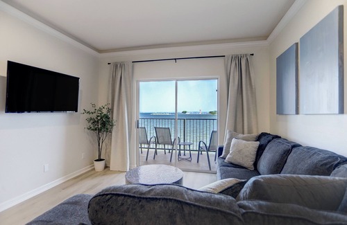Seven Coves Condo | 7037 Kingston Cove