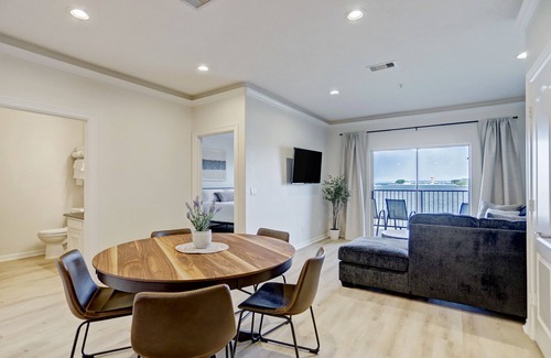 Seven Coves Condo | 7037 Kingston Cove