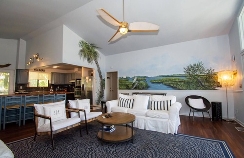 Saint Helena Island House | 705 Silverside