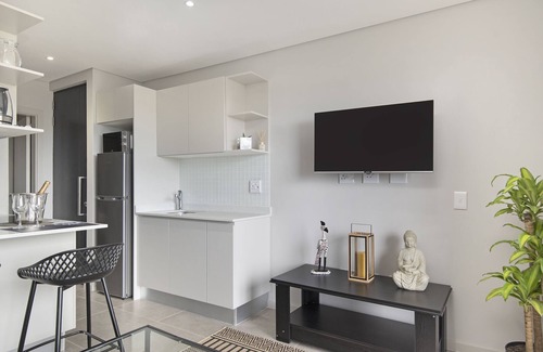 Windermere Apartment | 707@2SIX2 Florida Road