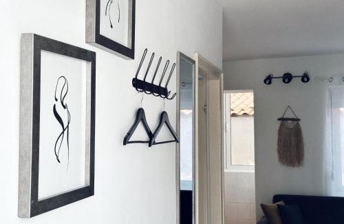 Rafajlovici Apartment | 70m to the sea