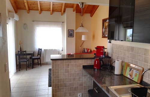 Praia da Luz Apartment | 70m2 Topfloor apartment+30m2 terrace, partial sea view, 500m from the beach,WiFi