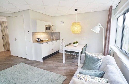 Badhoevedorp Apartment | 70m2 Two Room Apartment | Near Amsterdam & Schiphol