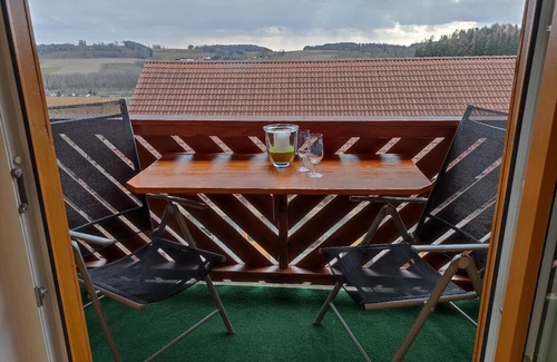 Koesslarn Apartment | 70sqm apartment with alpine view with pool, trampoline and pool table
