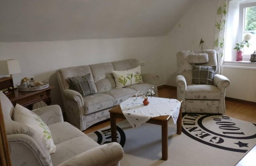 Neroth Apartment | 71 m² Apartment ∙ 3 bedrooms ∙ 5 guests